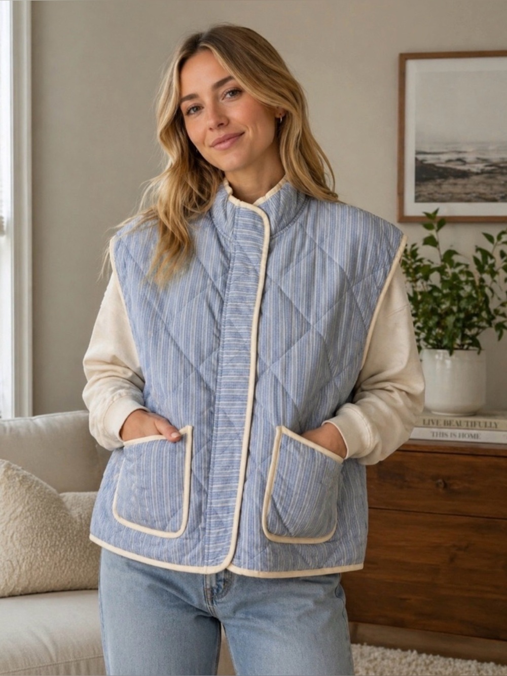 NWT Gilli Light Blue Quilted Vest with Cream Stripes Size Large